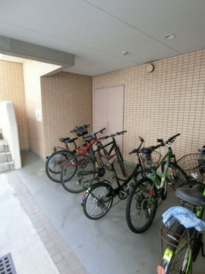 【その他共用部分】 | ジュネスコート綾瀬 | 自転車置き場