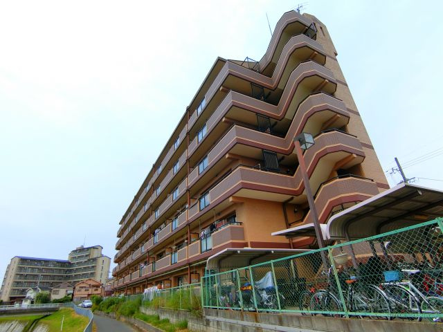 ブエナビスタ和泉中央の外観