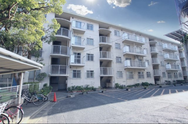 コープ野村香椎駅東の外観