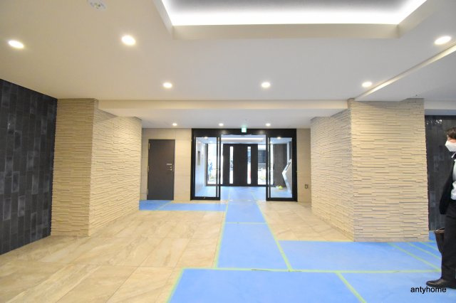 プレサンス堺筋本町ディスティニー　仲介手数料無料のロビー