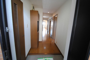 【玄関】 | ※別室の参考写真です