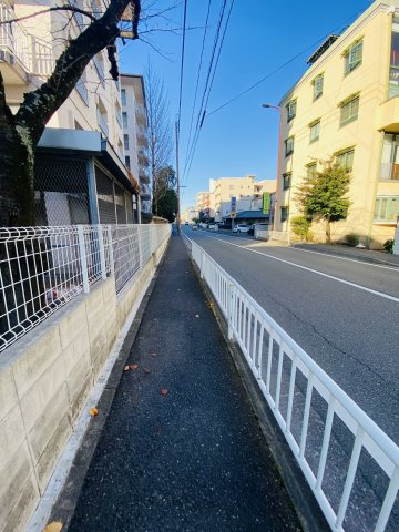 藤和城西コープの周辺