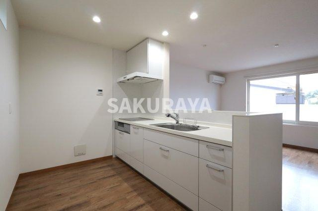 リヴェール・カーサのキッチン|現況と異なる場合がございます。