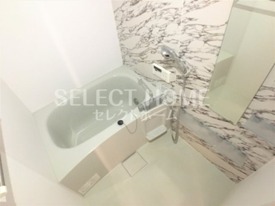 【浴室】 | ラルーチェ | 落ち着いた空間のお風呂です