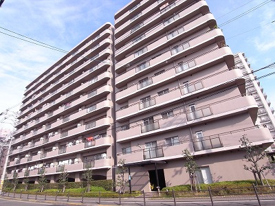 【外観】 | ディオ・フェルティ旭公園 | ◎ＪＲおおさか東線『城北公園通』駅徒歩9分！！
◎スーパーが近くお買い物至便な環境
◎周辺施設充実で生活至便