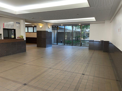 【エントランス】 | ディオ・フェルティ旭公園 | 明るく開放感のあるエントランスです。
オートロック付きマンションで安心です。