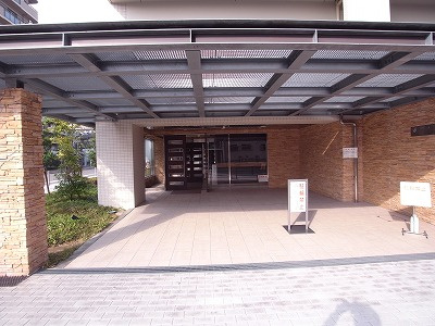 【エントランス】 | ディオ・フェルティ旭公園 | キチンと管理されたマンションです。