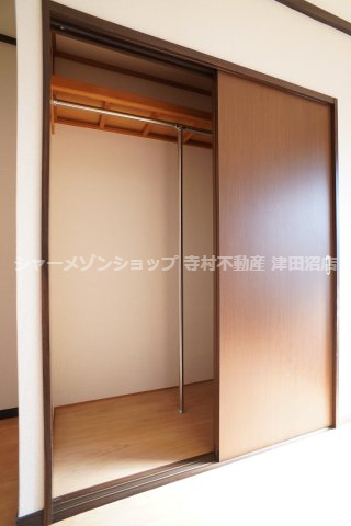 プローデンス前原の収納