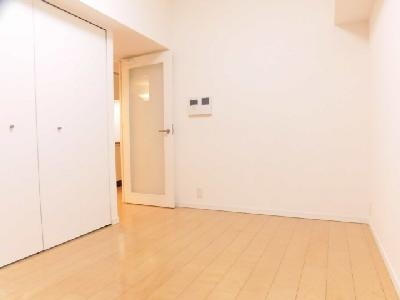 アーバンフラッツ四条西洞院（旧エスティメゾン四条西洞院）の洋室|内装