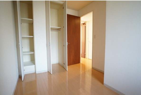 KDX宝塚レジデンスの寝室|参考、同建物・同間取りの号室