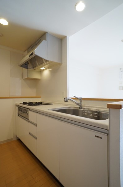 KDX宝塚レジデンスのキッチン|参考、同建物・同間取りの号室