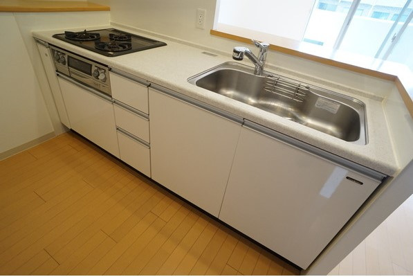 KDX宝塚レジデンスのキッチン|参考、同建物・同間取りの号室