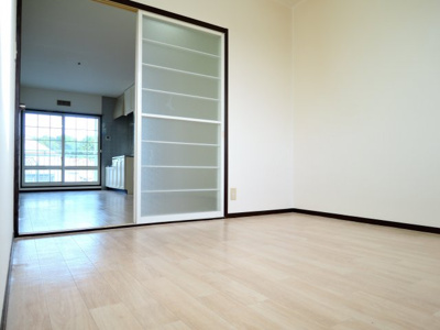 【子供部屋】 | ウインディア南平台A棟