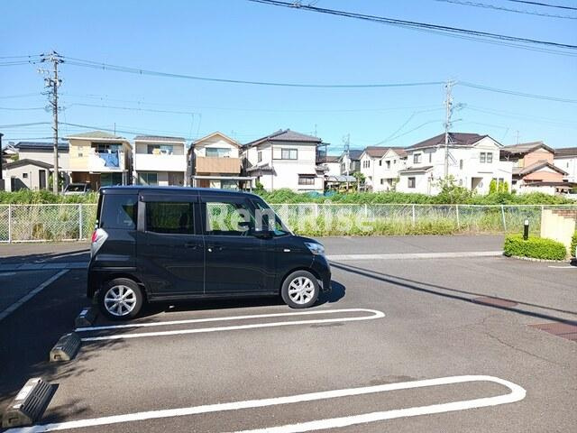 ベル　アンジュの駐車場