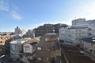 【展望】 | 物件のお問い合わせは、 ０１２０－７００－９６８までお気軽にどうぞ！
バルコニーからの眺望