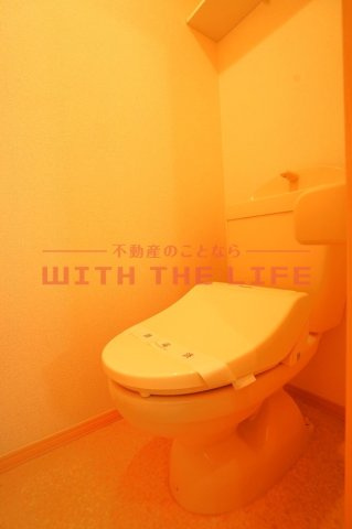 プレシャスコート【10，000円キャッシュバック対象物件】のトイレ|シンプルで使いやすいトイレです