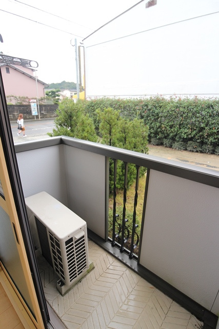 プレシャスコート【10，000円キャッシュバック対象物件】のバルコニー|バルコニー付きです