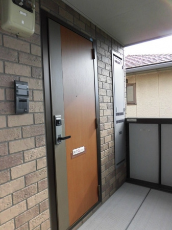 プレシャスコート【10，000円キャッシュバック対象物件】のロビー|毎日通るロビーはこのようになっています