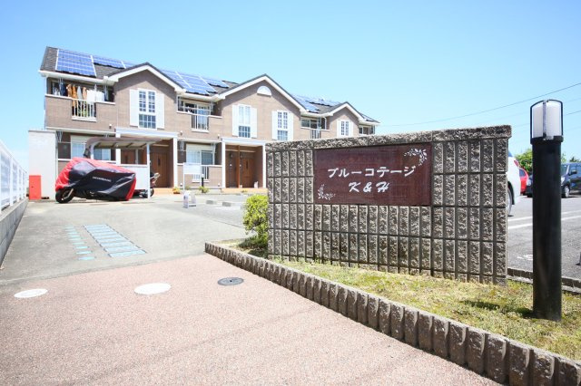 ブルーコテージK&Ｈのエントランス