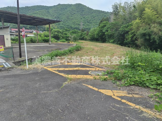 ５７８３７　岐阜市椿洞土地の外観