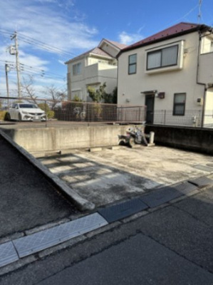 【駐車場】 | コージーコート | いつでも目の届く敷地内に駐車場があります♪お車をお持ちのファミリーさんにオススメです☆