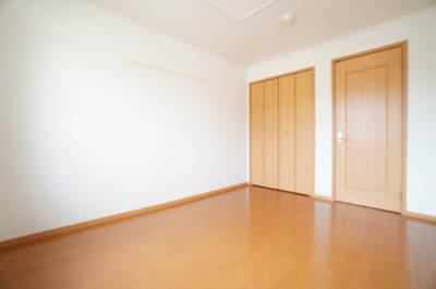 【洋室】 | リバーストーン５ | ※同物件・同タイプの写真です。