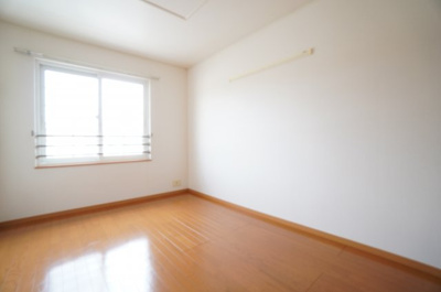 【洋室】 | リバーストーン５ | ※同物件・同タイプの写真です。