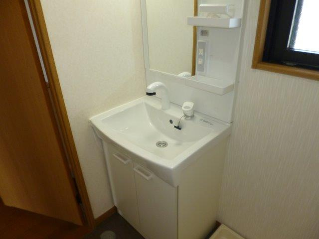 カーサコモドの独立洗面台|シャンプードレッサー