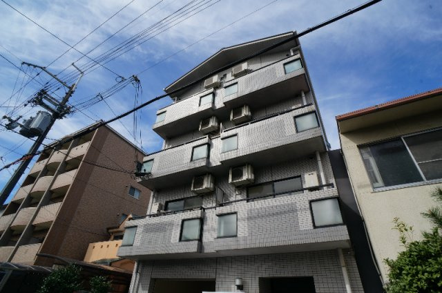 シティコーポ円町の外観