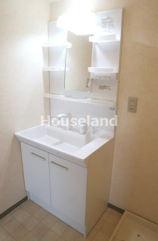 メゾンKITSUNEJIMAの洗面所