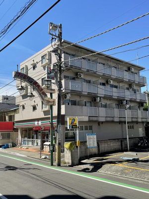 【外観】 | サントゥール白楽 | １階はセブンイレブン