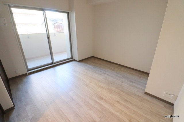 Ｑｕｉｎｔｅｔ　ＪＯＴＯＮＯＥ（旧　サムティ城東野江レジデンス）　仲介手数料無料の居間・リビング