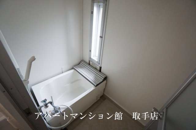 ビレッジハウス台宿3号棟の浴室