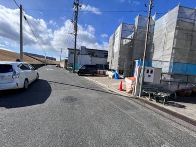 【前面道路含む現地写真】 | 瑞穂区井の元町　全2棟　1号棟＜仲介手数料無料＞中根小・萩山中　新築一戸建て | 1/12撮影
住宅ローンアドバイザーの村田です。住宅ローン審査が通らなかった方、あきらめる前にご相談ください。