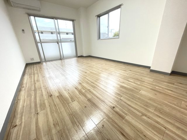 【寝室】 | 開放的な寝室です