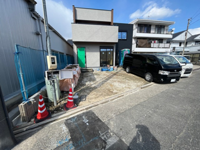 【前面道路含む現地写真】 | 瑞穂区井の元町　全2棟　2号棟＜仲介手数料無料＞中根小・萩山中　新築一戸建て | 2/16撮影
住宅ローンアドバイザーの村田です。住宅ローン審査が通らなかった方、あきらめる前にご相談ください。