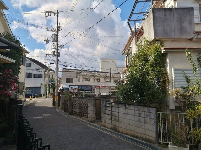 岸和田市小松里町　戸建の外観