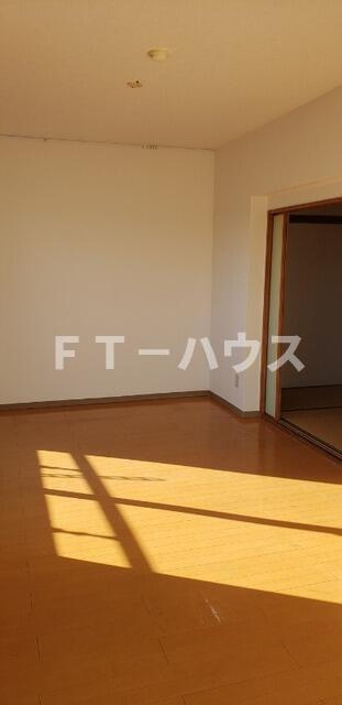 ベルシャトゥ津田沼の居間・リビング