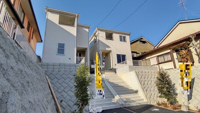 箕面市瀬川5丁目　新築戸建２号棟の外観