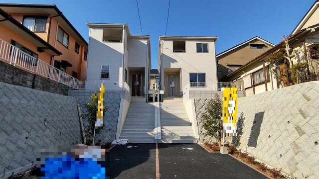 箕面市瀬川5丁目　新築戸建２号棟の外観