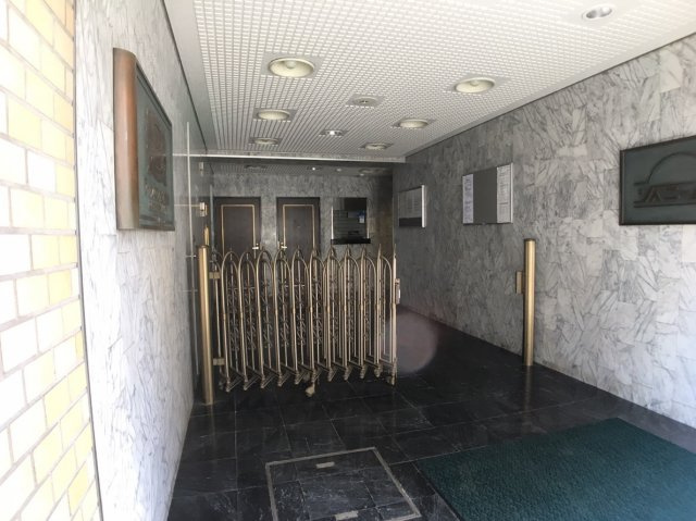 ライオンズマンション南青山シドニービルのエントランス|ライオンズマンション南青山シドニービル