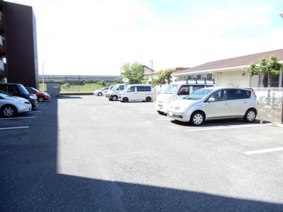 【駐車場】 | モラーダアオキ