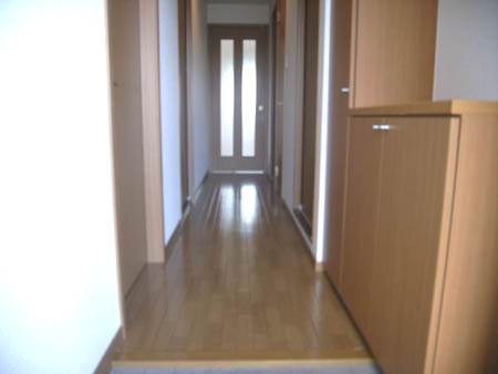 エスポアール北豊中の玄関|ゆったりとした玄関です