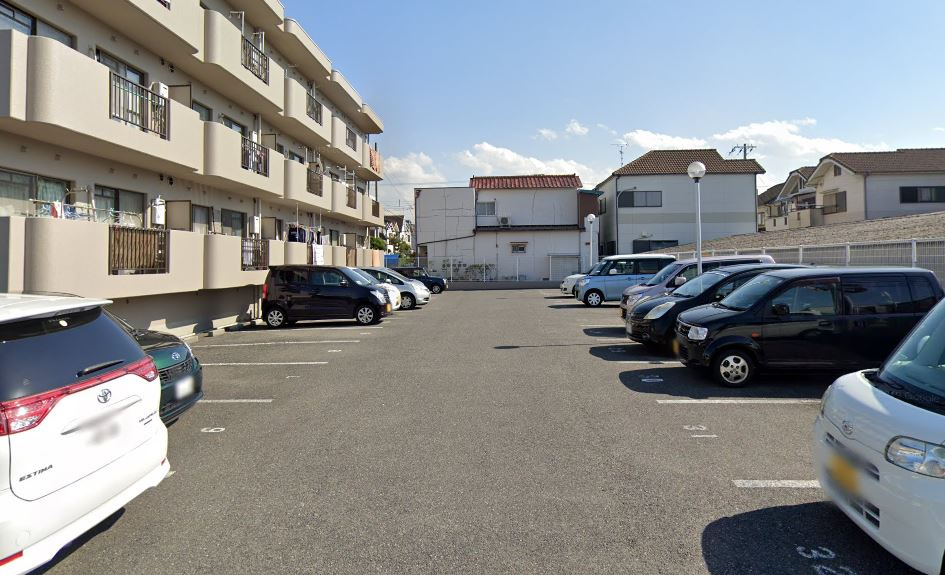 グランエクセル箕土路の駐車場|駐車場があります