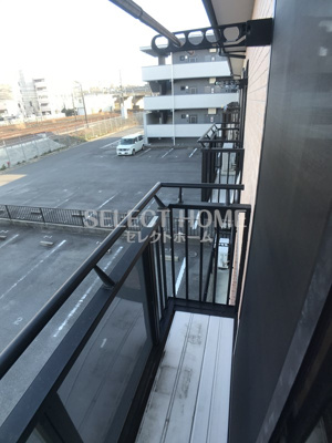 【バルコニー】 | コーポラスメイプル | バルコニー付きです