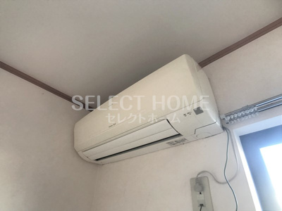 【設備】 | コーポラスメイプル | エアコン付き