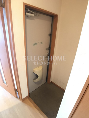 【玄関】 | コーポラスメイプル | 玄関です