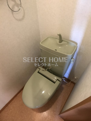 【トイレ】 | コーポラスメイプル | 落ち着いた色調のトイレです