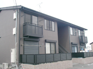 和泉市内田町２丁目のハイツ