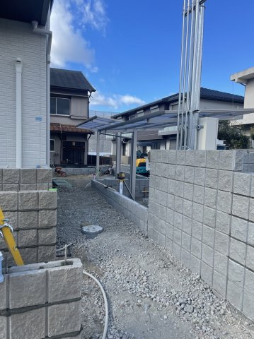 和泉市伯太町５丁目のハイツの駐車場|駐車場に車を止められます